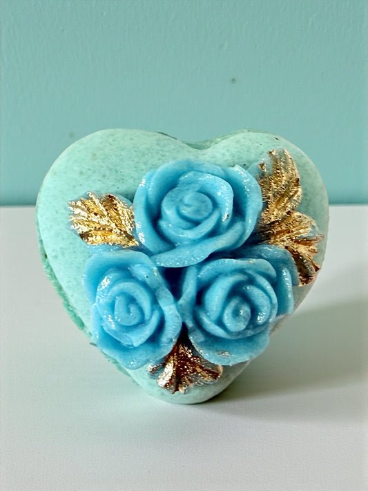 Vegan Rosette Heart French Macaron | Blue